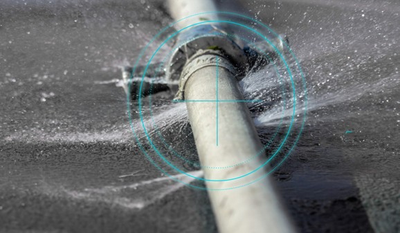 AI water leakage detection sensor monitoring a pipe