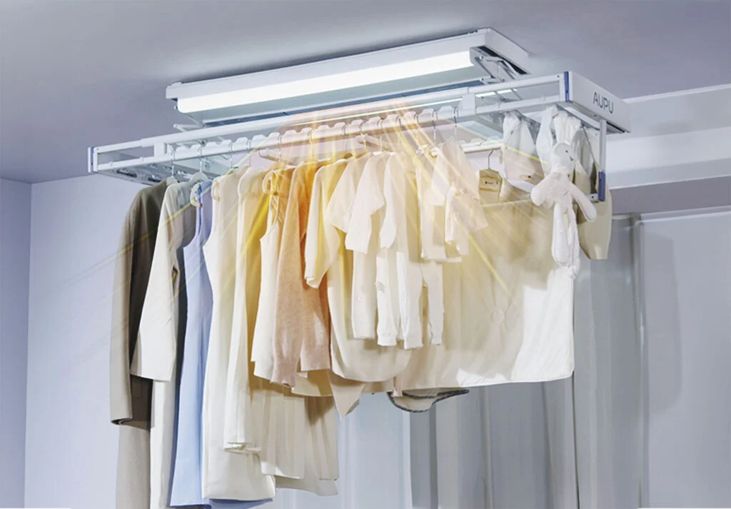 AUPU ceiling retractable clothes dryer installed in a UAE apartment